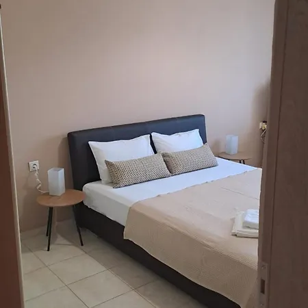 Walk To Center From Quiet Park Apartment Alexandroupoli Exterior photo