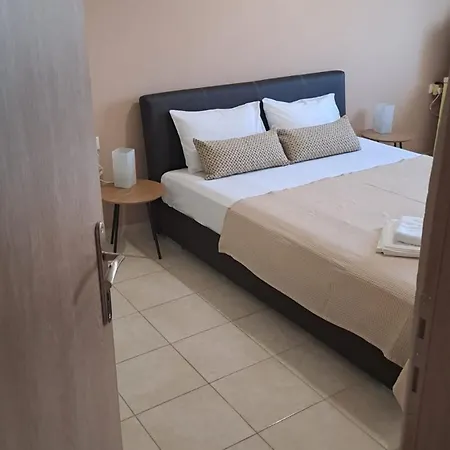 Walk To Center From Quiet Park Apartment Alexandroupoli Exterior photo